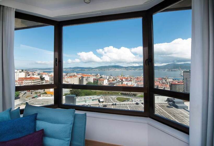 디럭스 룸 킹사이즈 침대, Occidental Vigo