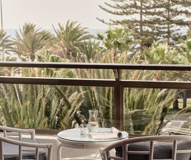 Quarto Superior Vista Mar, Seaside Palm Beach