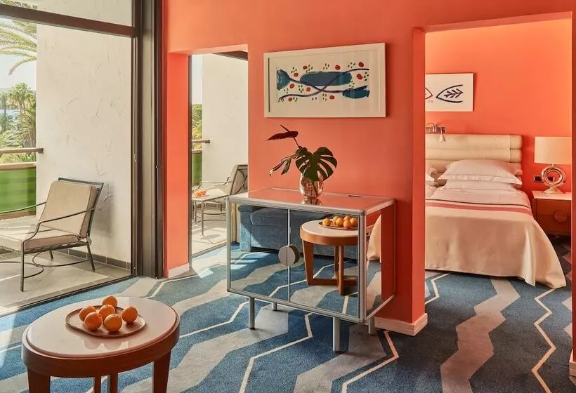 Suite, Seaside Palm Beach
