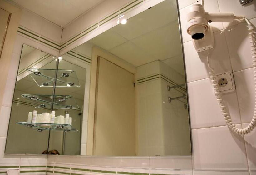 غرفة قياسية, Sno Vall De Boi