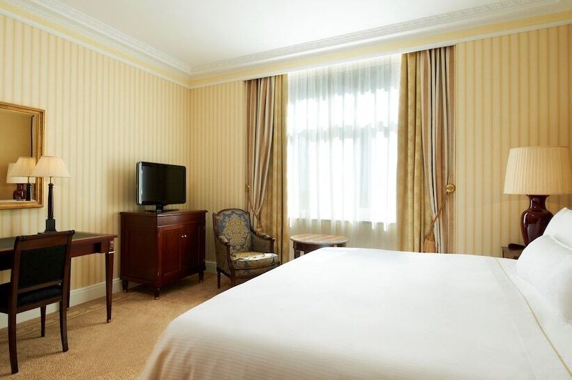 Premium room with view, The Palace, a Luxury Collection Hotel, Madrid
