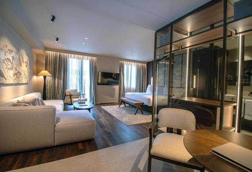 سوییت لوکس, Villa Real, A Member Of Preferred Hotels & Resorts