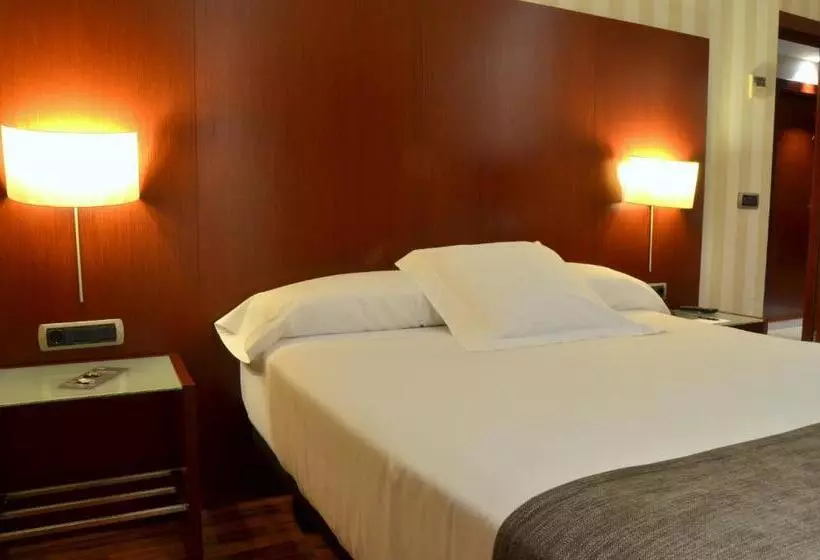 اتاق استاندارد با تراس, Hotel RH Murcia Centro