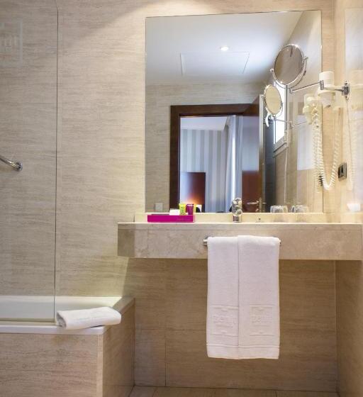 غرفة قياسية مزوَّدة بتراس, Hotel RH Murcia Centro