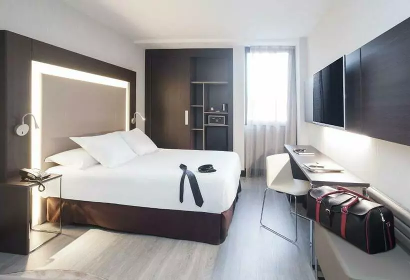اتاق استاندارد, Novotel Madrid Center