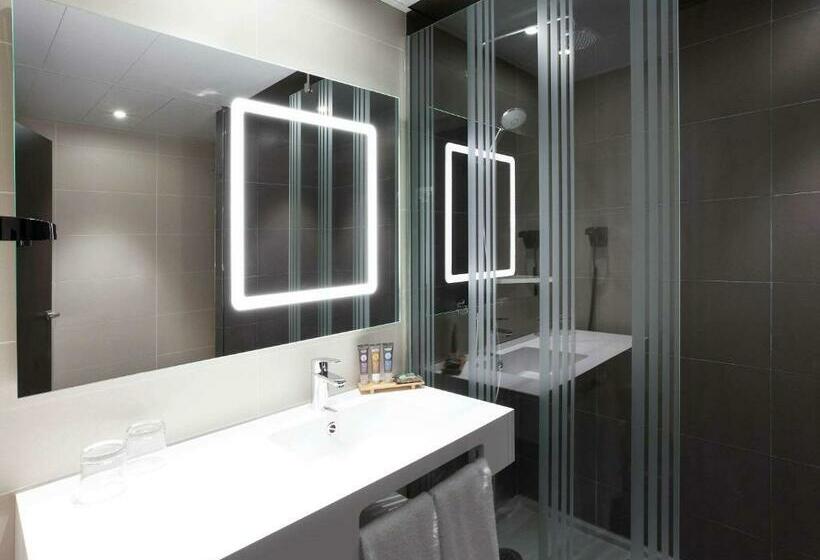 اتاق استاندارد, Novotel Madrid Center