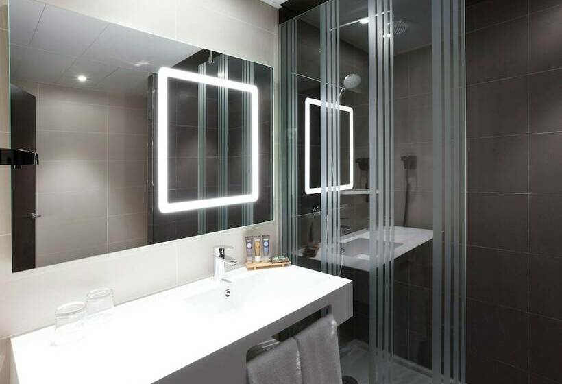 اتاق استاندارد, Novotel Madrid Center