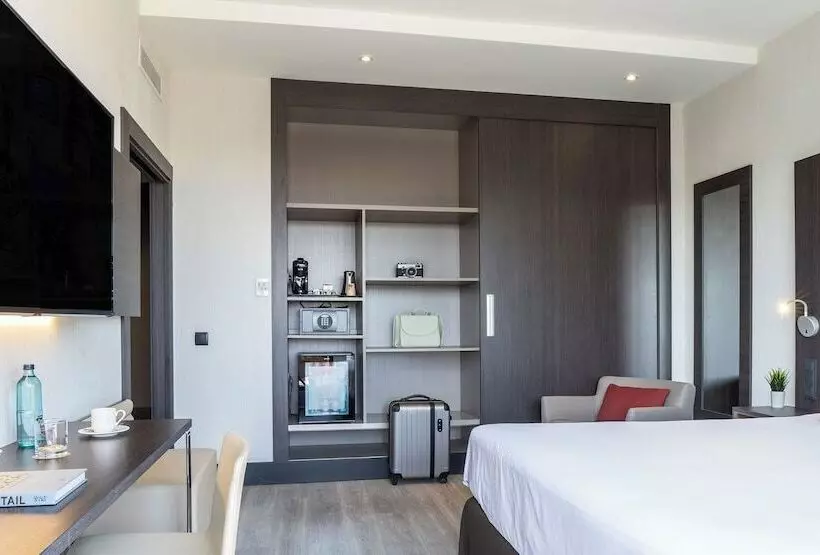 اتاق سوپریور, Novotel Madrid Center