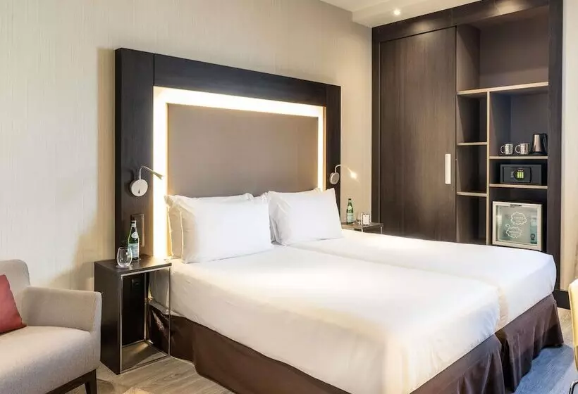 اتاق استاندارد, Novotel Madrid Center