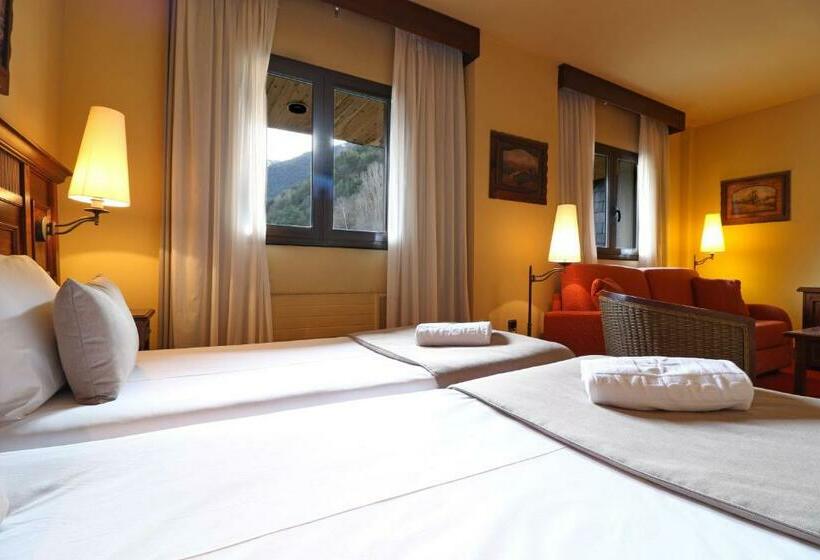 חדר סופריור לשלושה, Rvhotels Tuca