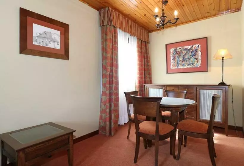 سوییت, Rvhotels Tuca