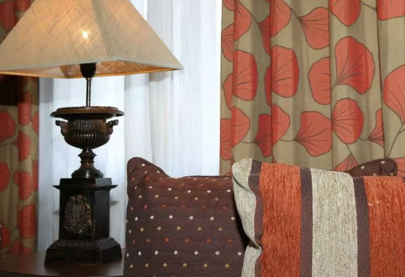 سوییت, Rvhotels Tuca