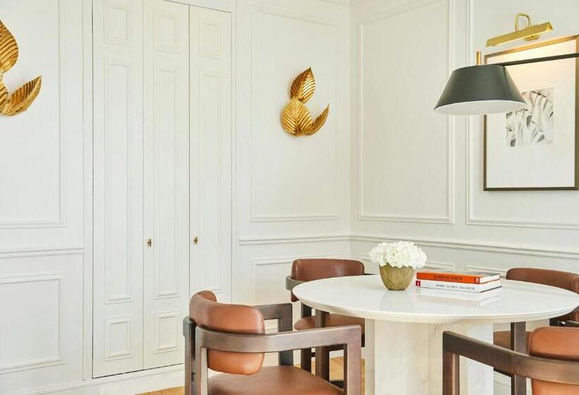 سوئیت با تخت بزرگ, The Palace, a Luxury Collection Hotel, Madrid