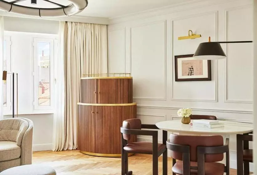 سوئیت با تخت بزرگ, The Palace, a Luxury Collection Hotel, Madrid