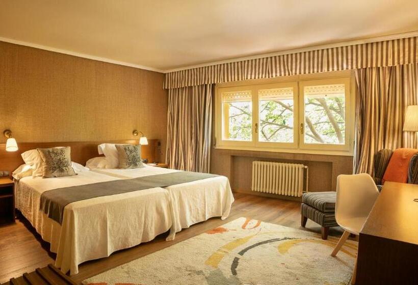اتاق سوپریور, Hostal Sport