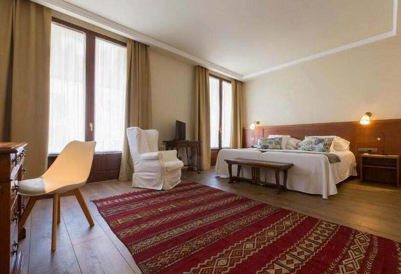 디럭스 스위트, Hostal Sport