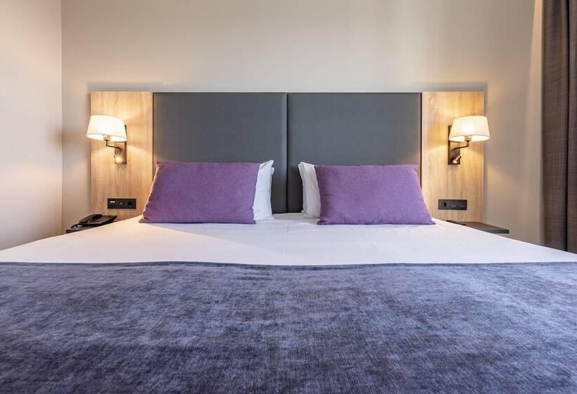 اتاق استاندارد با تراس و چشمانداز دریا, Astari