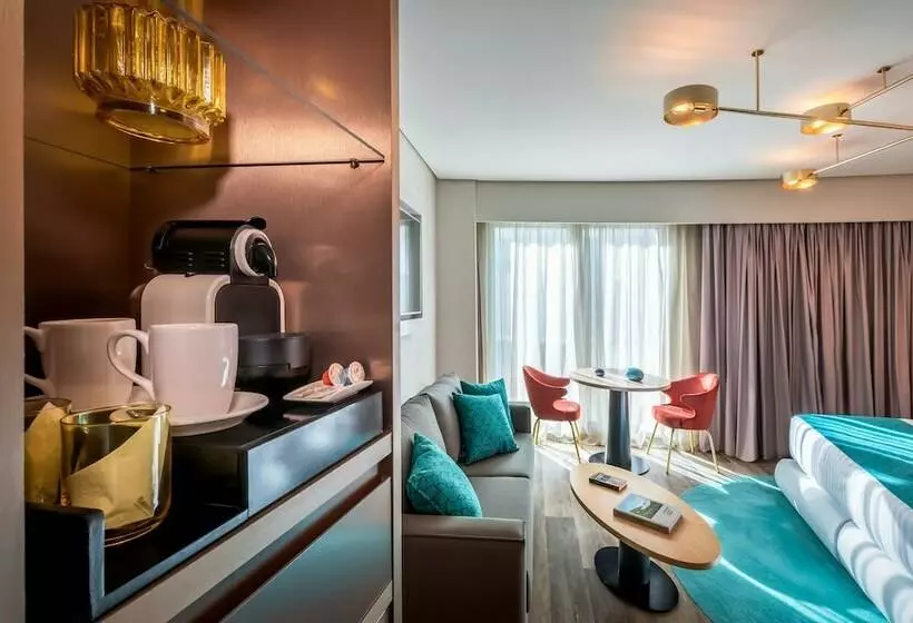 Premium-huone, Barceló Sevilla Renacimiento