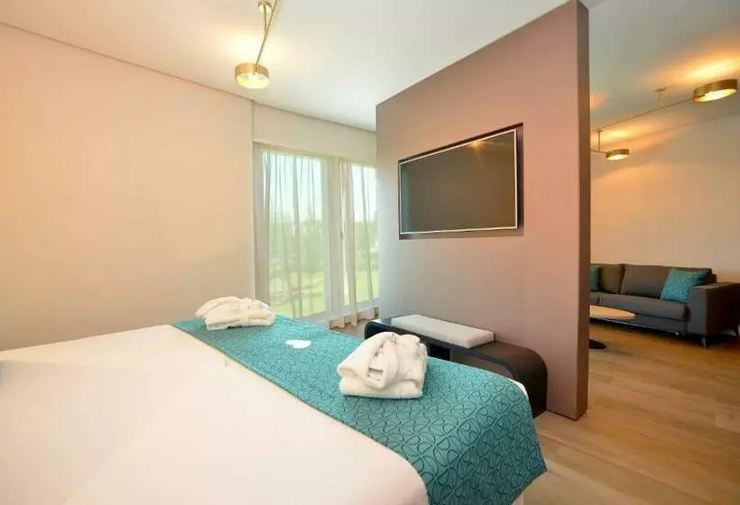 Perhesviitti, Barceló Sevilla Renacimiento