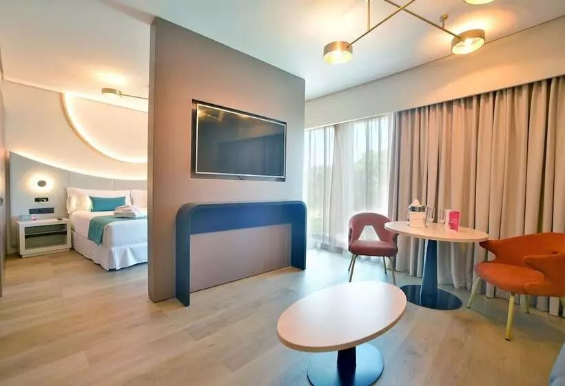 Perhesviitti, Barceló Sevilla Renacimiento