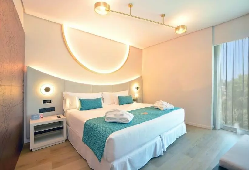 Perhesviitti, Barceló Sevilla Renacimiento
