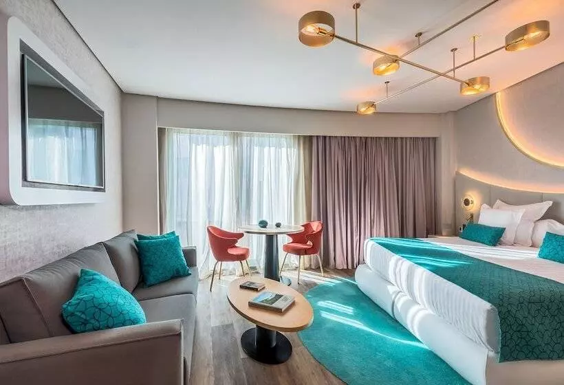 Premium-huone, Barceló Sevilla Renacimiento