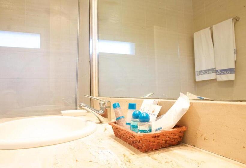 标准间, Carlos Iii