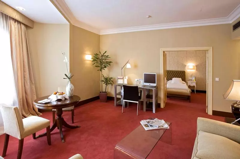 Standard-huone, Carlton