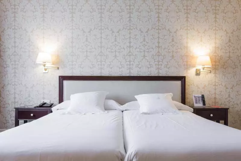 Standard-huone, Carlton