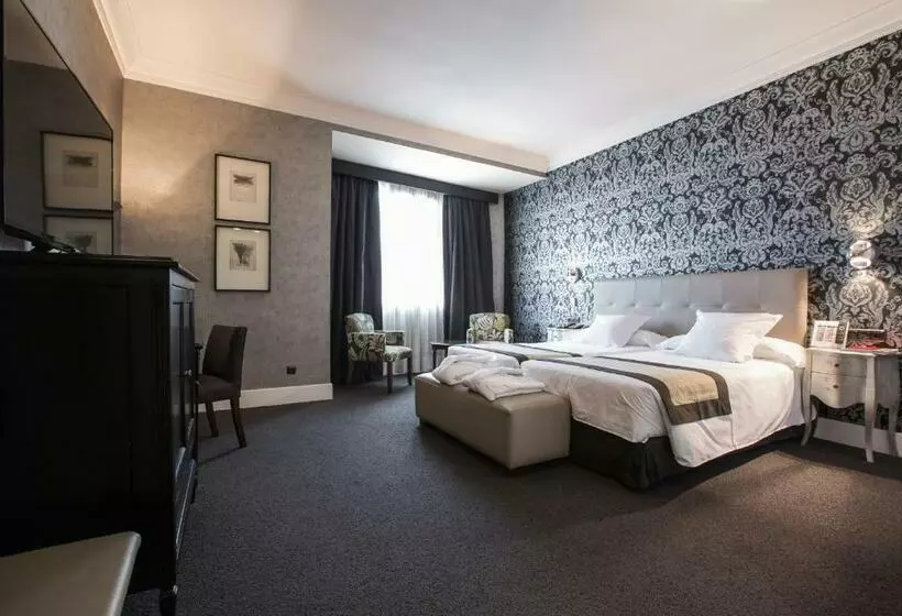 Superior-huone, Carlton
