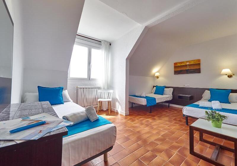 Номер Стандарт Трехместный, Checkin Torredembarra