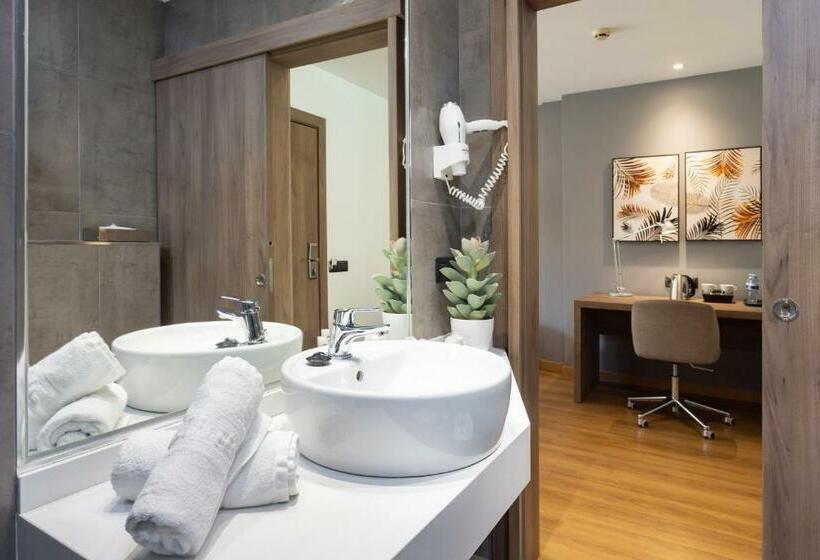 ジュニアスイート, Colon Rambla