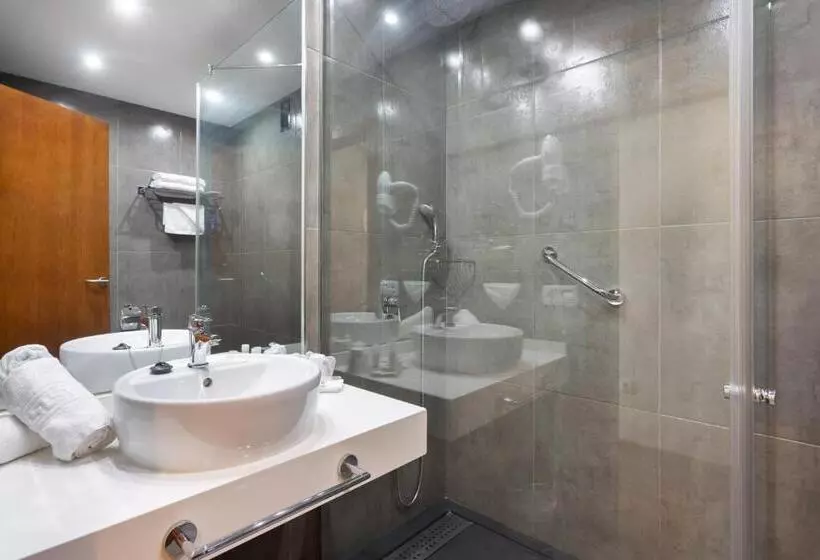 Standard Kolmen Hengen Huone, Colon Rambla