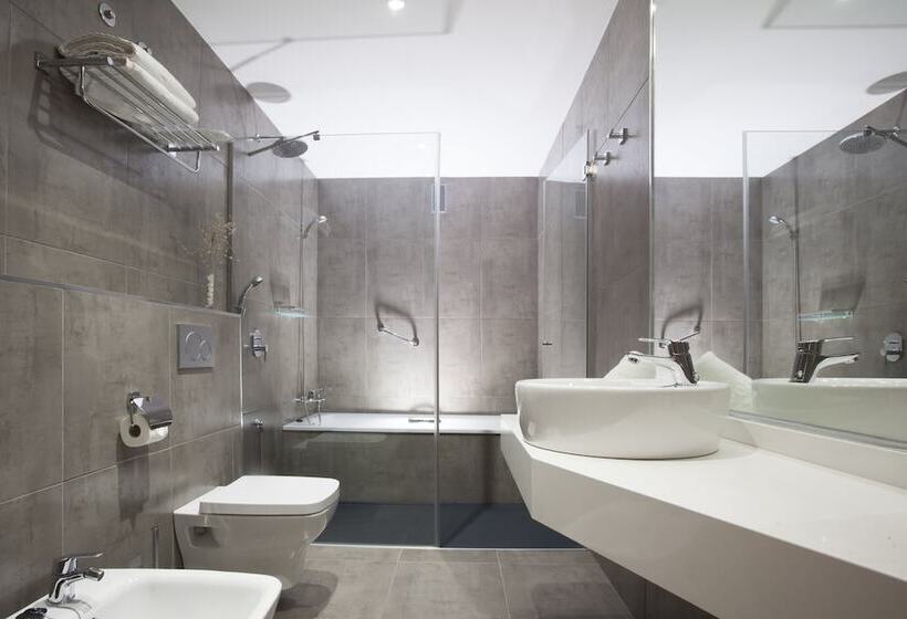 ジュニアスイート, Colon Rambla