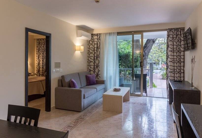 ファミリールーム, Colon Rambla