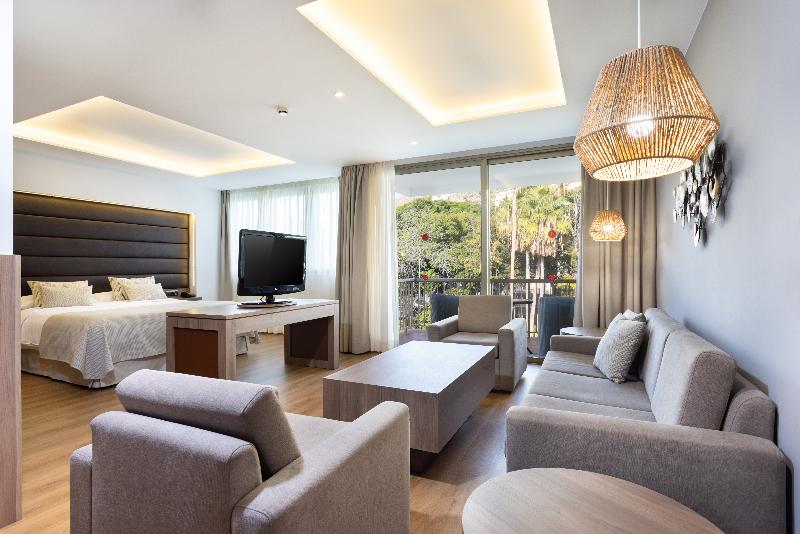 ジュニアスイート, Colon Rambla