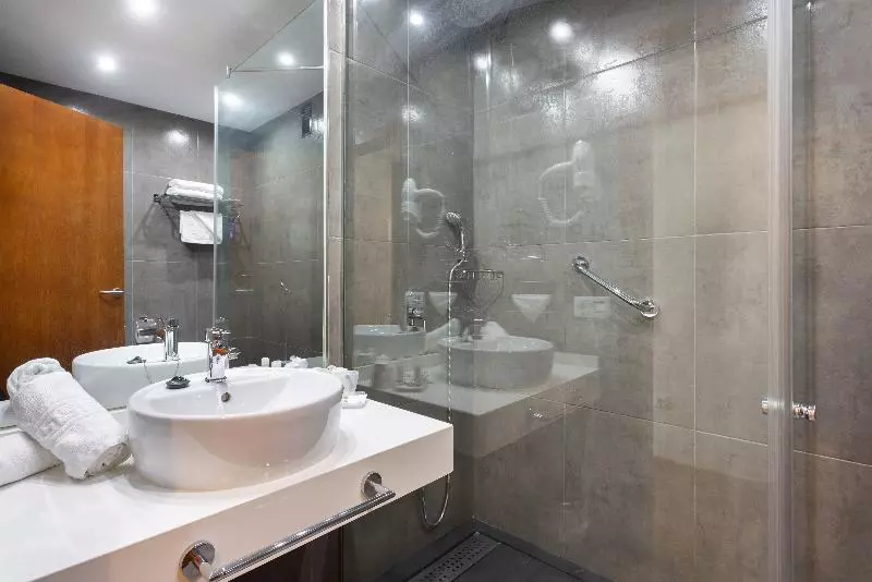Standard Kolmen Hengen Huone, Colon Rambla
