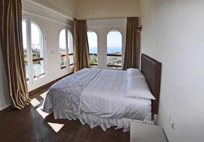 ファミリールーム, Colon Rambla