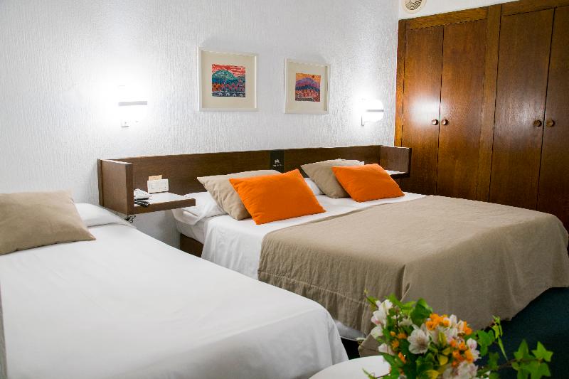 スタンダードトリプルルーム, Colon Rambla