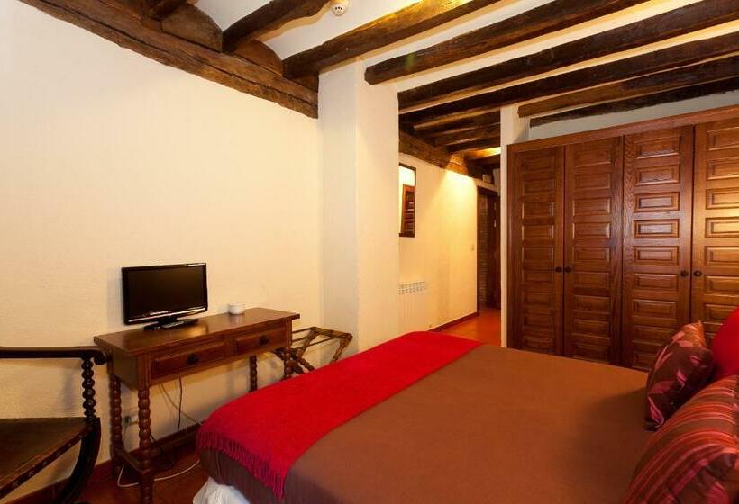 غرفة قياسية, Convento San Roque