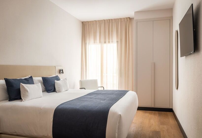 Номер Стандарт, Don Jaime 54