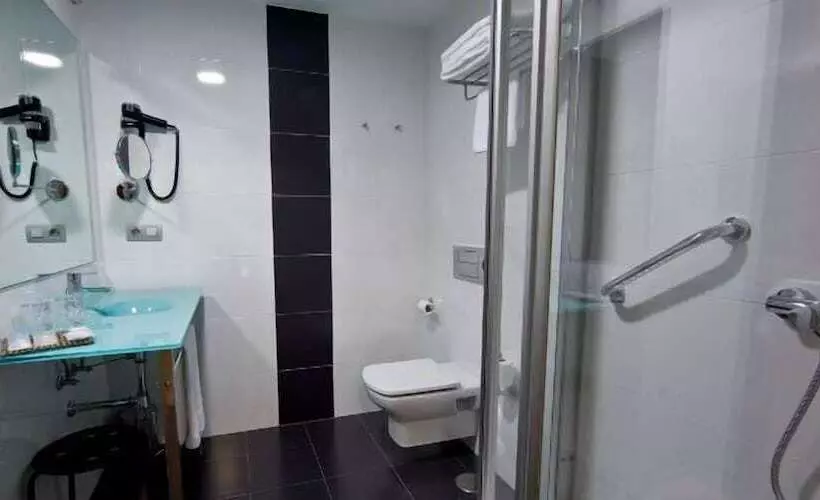 اتاق استاندارد, Ele Enara Boutique