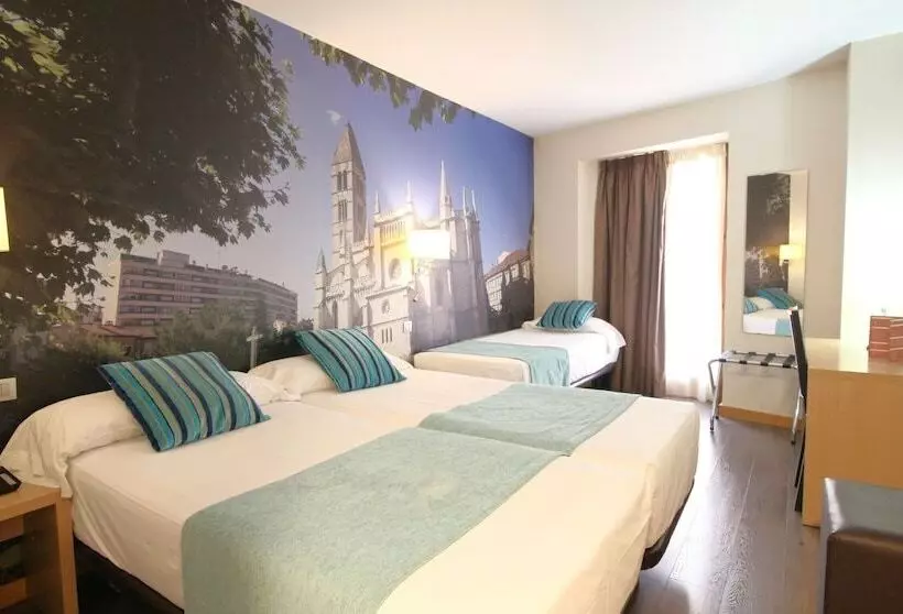 اتاق استاندارد سه نفره, Ele Enara Boutique