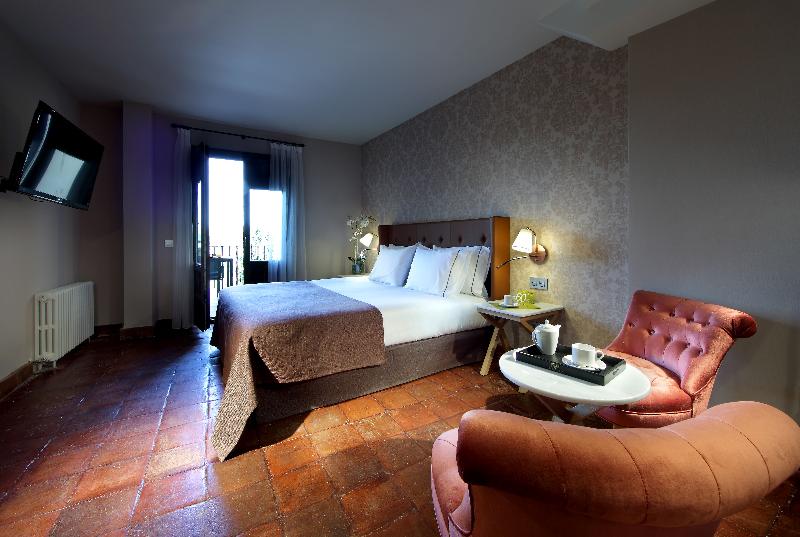 غرفة قياسية, Exe Casa De Los Linajes