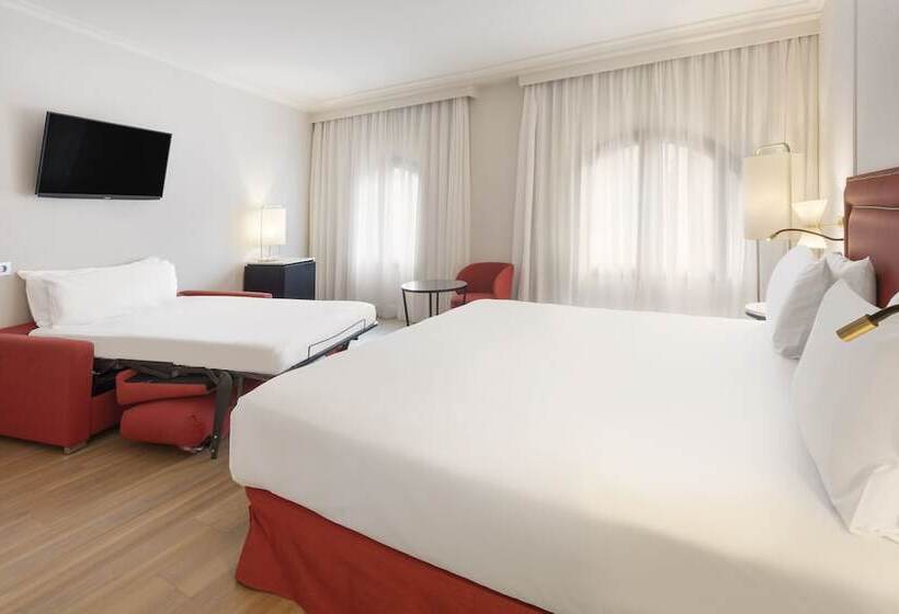 标准间, Exe Sevilla Macarena