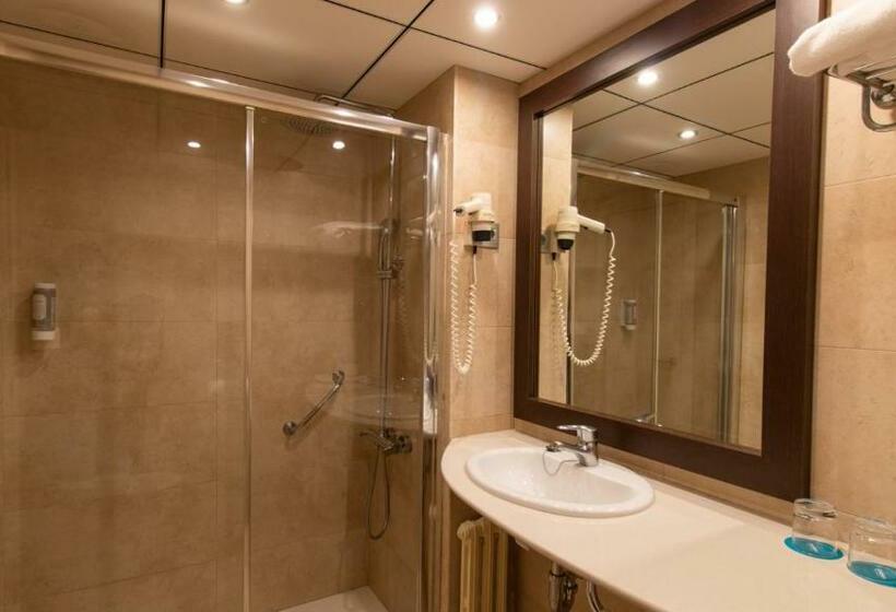 חדר סטנדרט לשלושה, Golden Port Salou & Spa