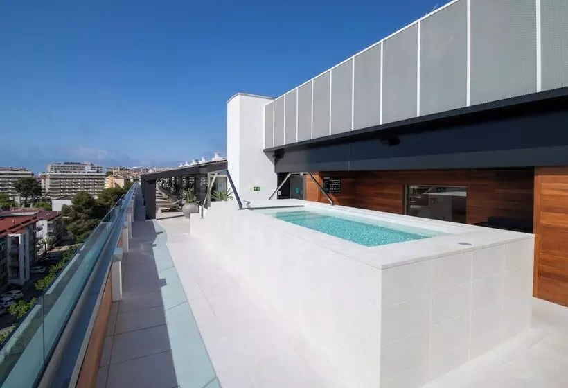 プレステージルーム, Golden Port Salou & Spa