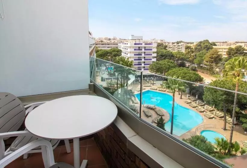 プールビューコンフォートルーム, Golden Port Salou & Spa
