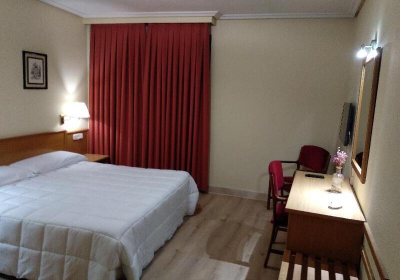 اتاق استاندارد, Helmantico