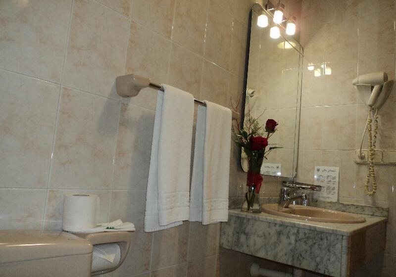 اتاق استاندارد, Helmantico